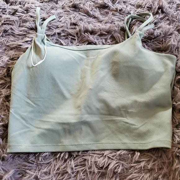 Halara Twisted Back Exercise Crop Tank Top Size M Pale Green NWOT - Picture 5 of 7